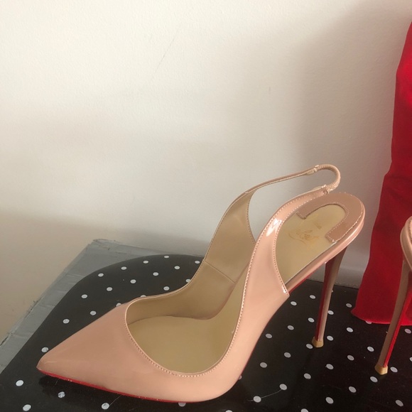 Christian Louboutin - Picture 3 of 8